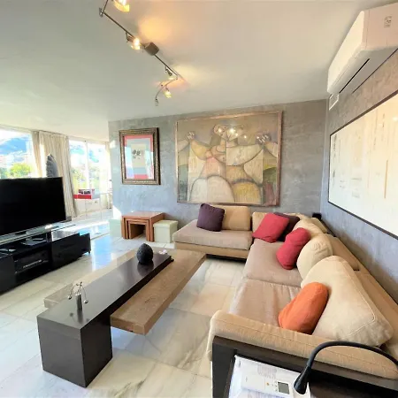 Panoramic Sea-mountain Views , 3 Min Walk Form Beach, By Ecoway Homes * 马尔韦利亚