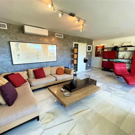 Panoramic Sea-mountain Views , 3 Min Walk Form Beach, By Ecoway Homes * 马尔韦利亚